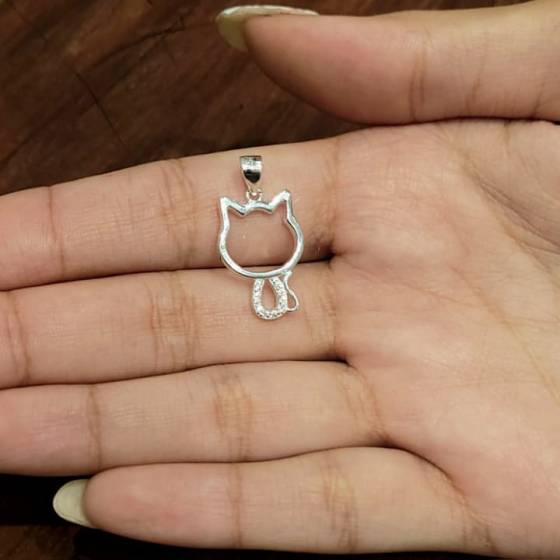 Dijes Importado Silueta Gatito con Strass