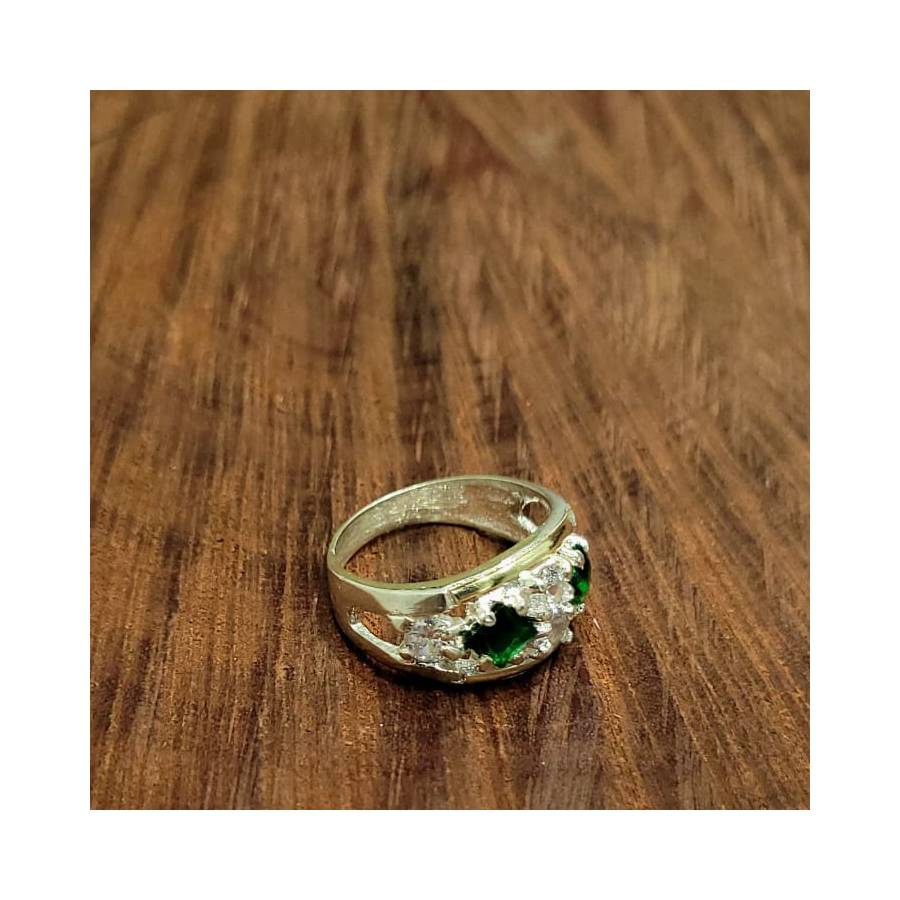 Anillos con Piedras de Plata y Oro