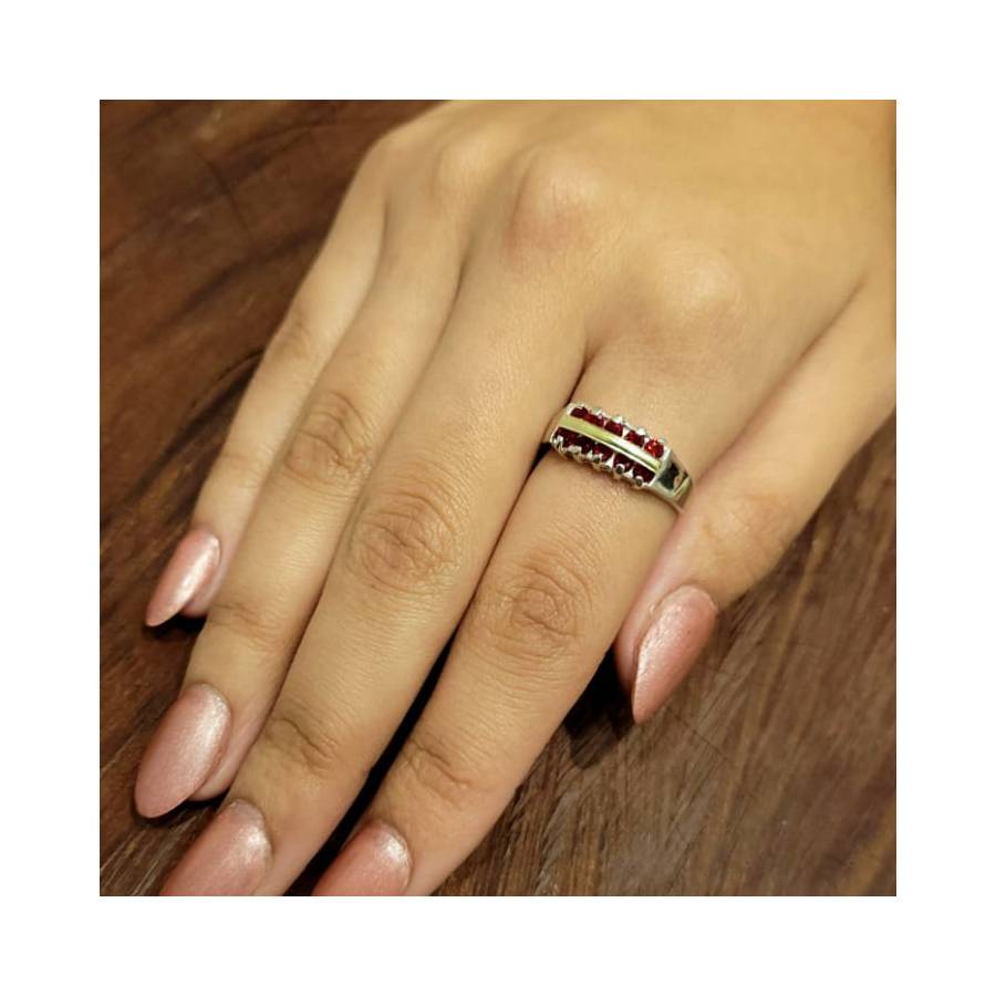 Anillos c/Piedras de Plata y Oro