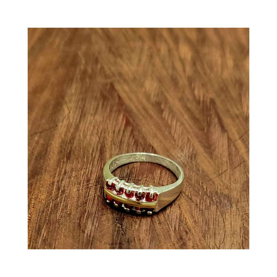 Anillos c/Piedras de Plata y Oro