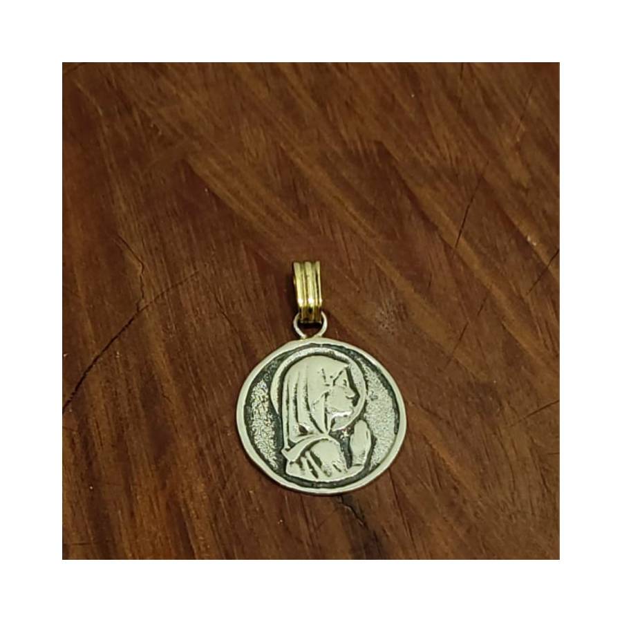 Dije Medalla Virgen Niña 26mm (única pieza)