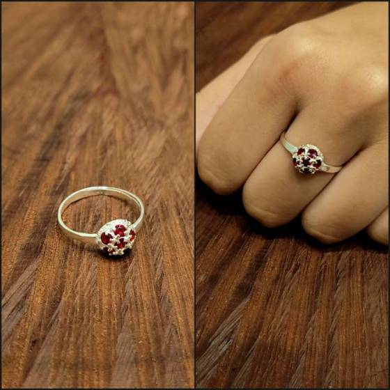 Anillos Frutilla 6 piedras de 8mm