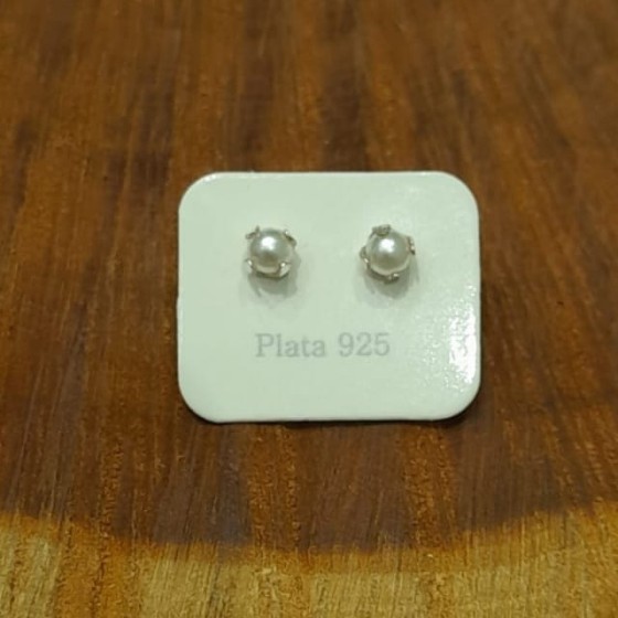 Aros Pasante Perla Engarzada 4mm