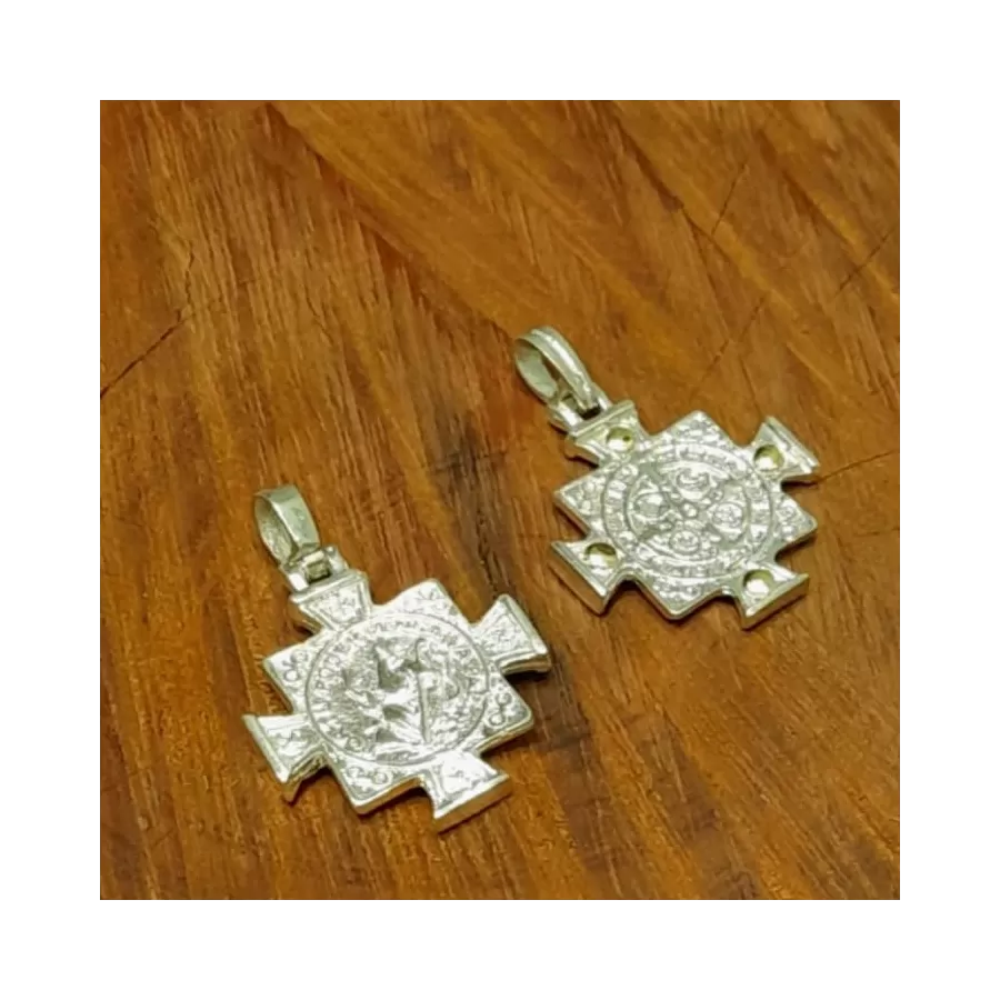 Dije Cruz de San Benito 37mm PyO